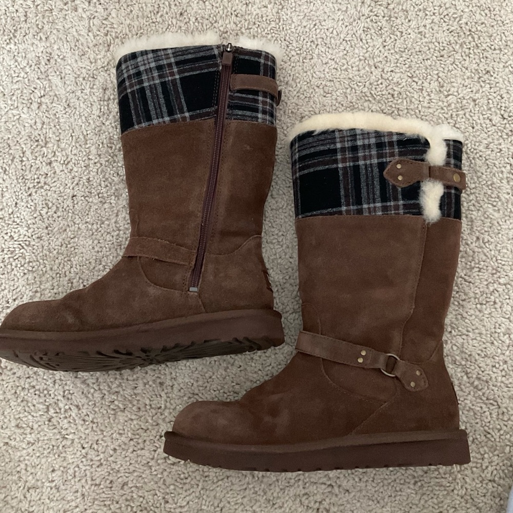 Limited Edition Plaid UGGS with zipper & detailing